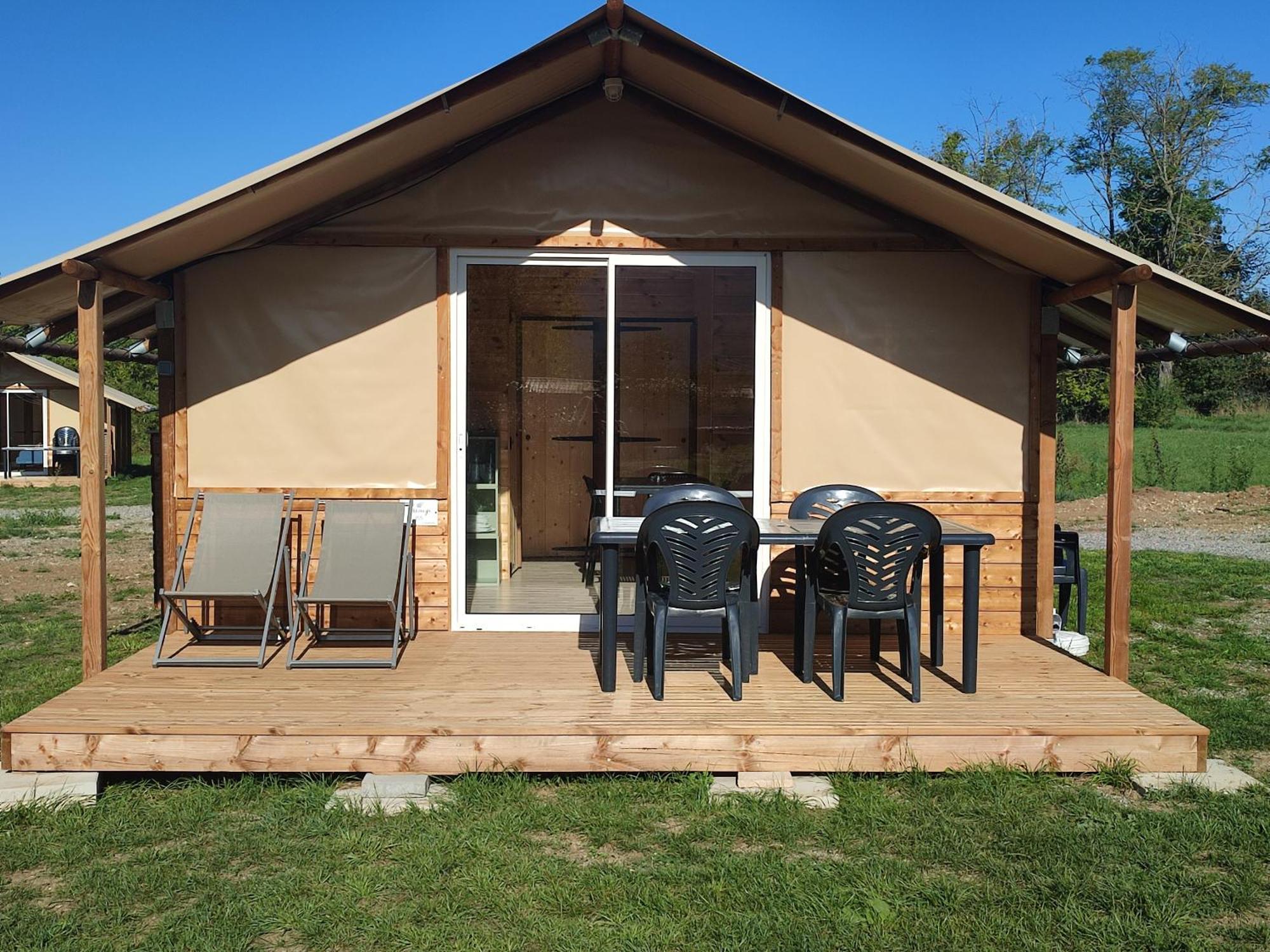 Camping Sites Et Paysages Les Pres Hauts Sisteron Exterior foto