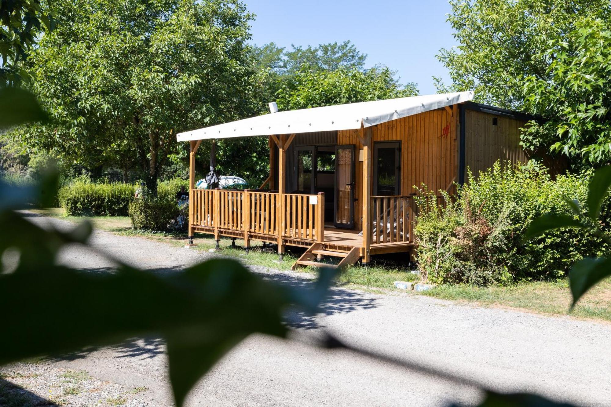 Camping Sites Et Paysages Les Pres Hauts Sisteron Exterior foto